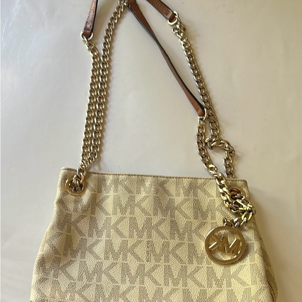 Michael Kors Cream and Gold Shoulder Bag